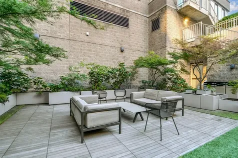 561 10th Avenue New York City NY 10036