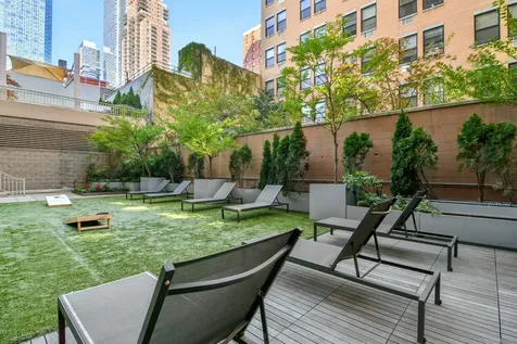 561 10th Avenue New York City NY 10036