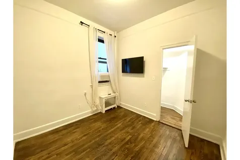 51 7th Avenue S New York City NY 10011
