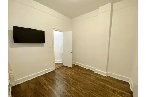 51 7th Avenue S New York City NY 10011