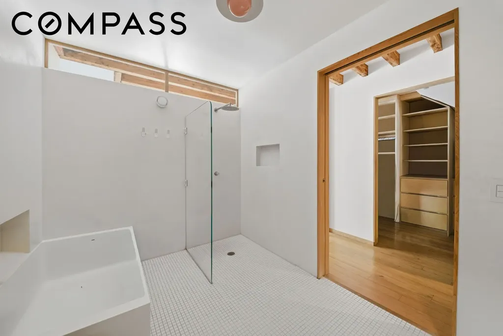304 Clinton Avenue New York City NY 11205