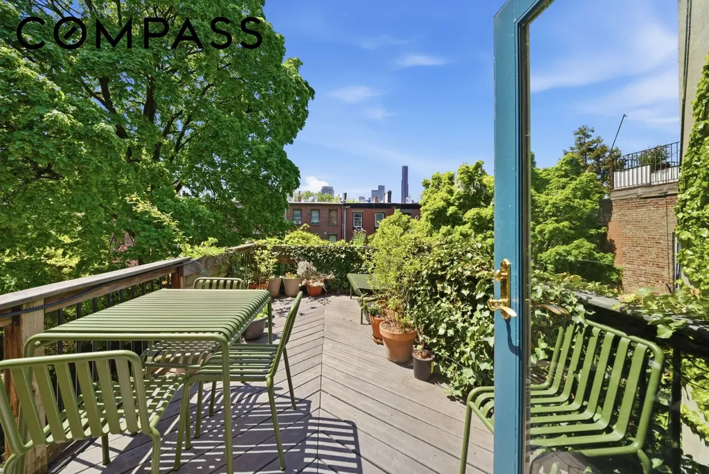 304 Clinton Avenue New York City NY 11205
