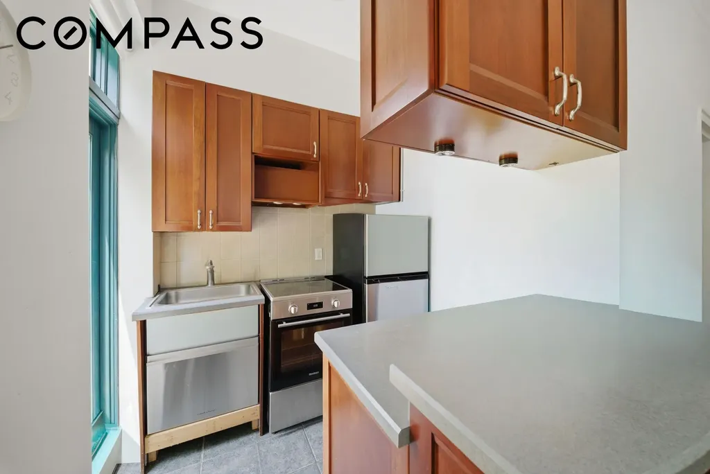 304 Clinton Avenue New York City NY 11205