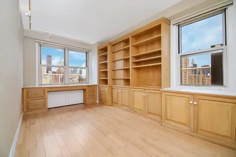 305 E 24th Street New York City NY 10010