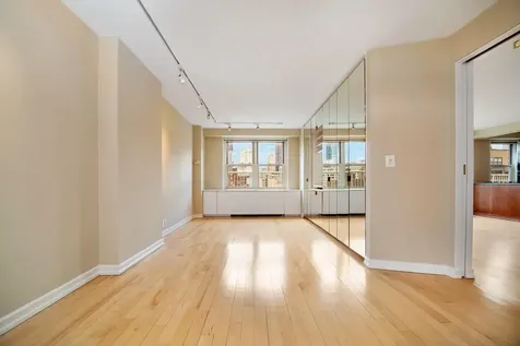 305 E 24th Street New York City NY 10010