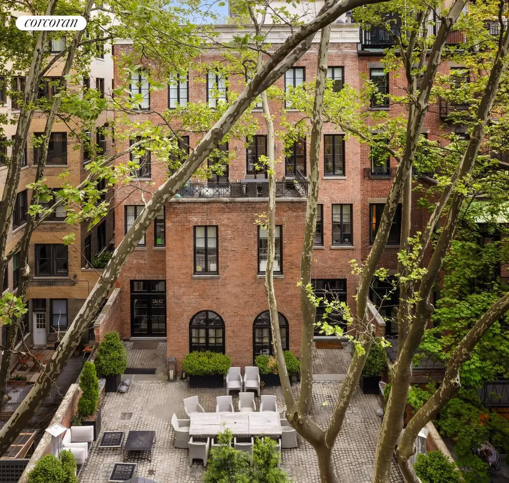 4 E 93rd Street New York City NY 10128