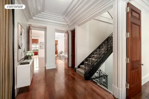 4 E 93rd Street New York City NY 10128