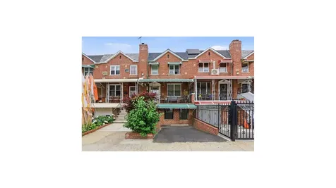 4425 Richardson Avenue New York City NY 10470