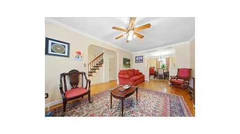 4425 Richardson Avenue New York City NY 10470