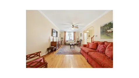 4425 Richardson Avenue New York City NY 10470