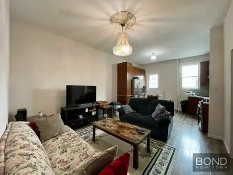 32-11 38th Avenue New York City NY 11101