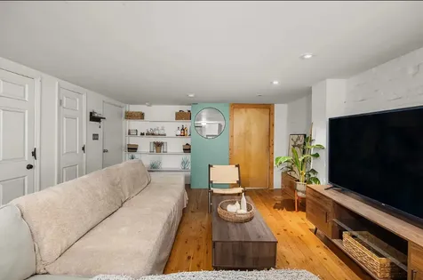 362 W 30th Street New York City NY 10001