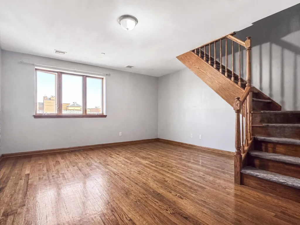 339 Ave P New York City NY 11204