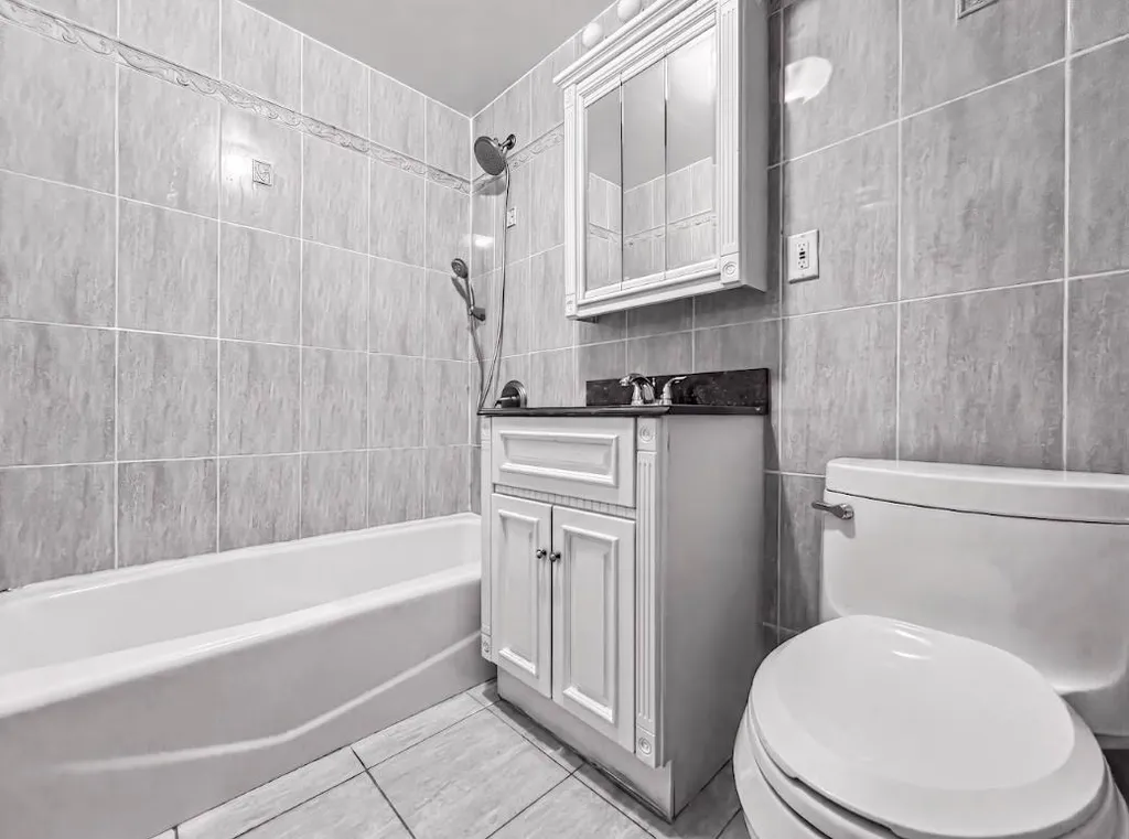339 Ave P New York City NY 11204