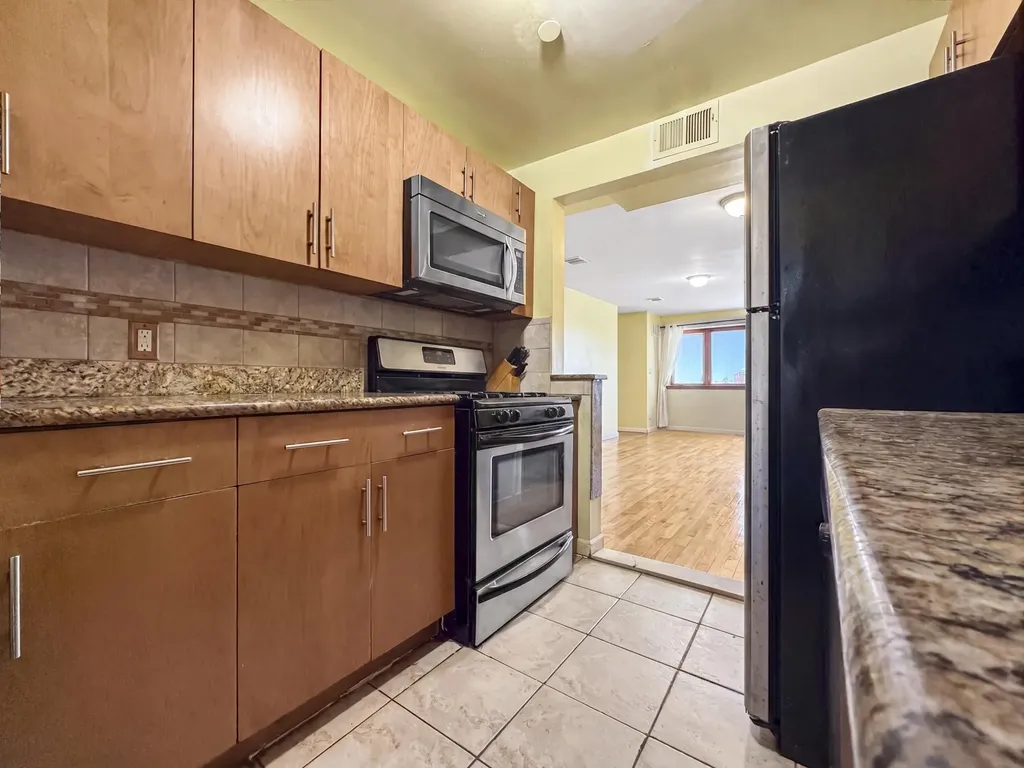 339 Ave P New York City NY 11204