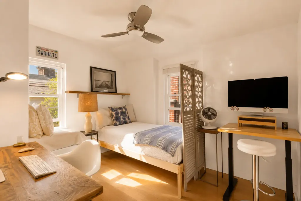 140B Beach 91st Street New York City NY 11693