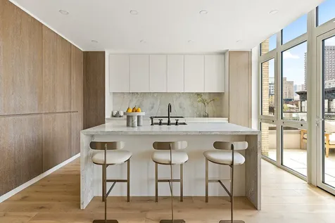66 Clinton Street New York City NY 10002