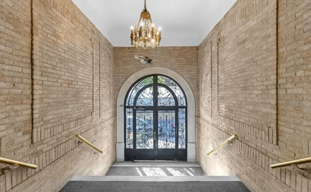 565 W 169th Street New York City NY 10032