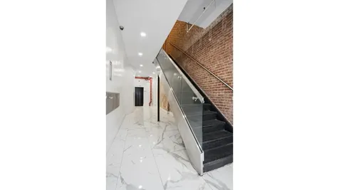 191 7th Avenue New York City NY 10011