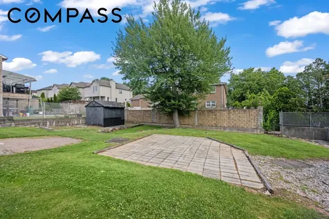 223 Darlington Avenue New York City NY 10312