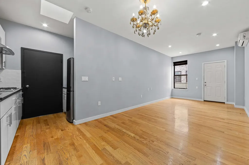 174 Ave S New York City NY 11223