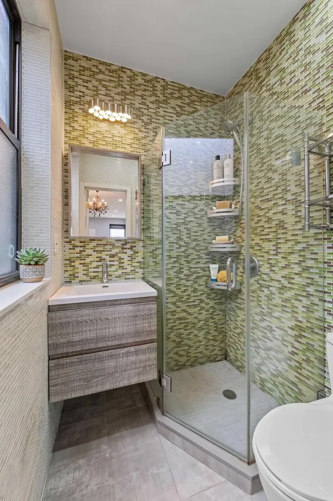 174 Ave S New York City NY 11223