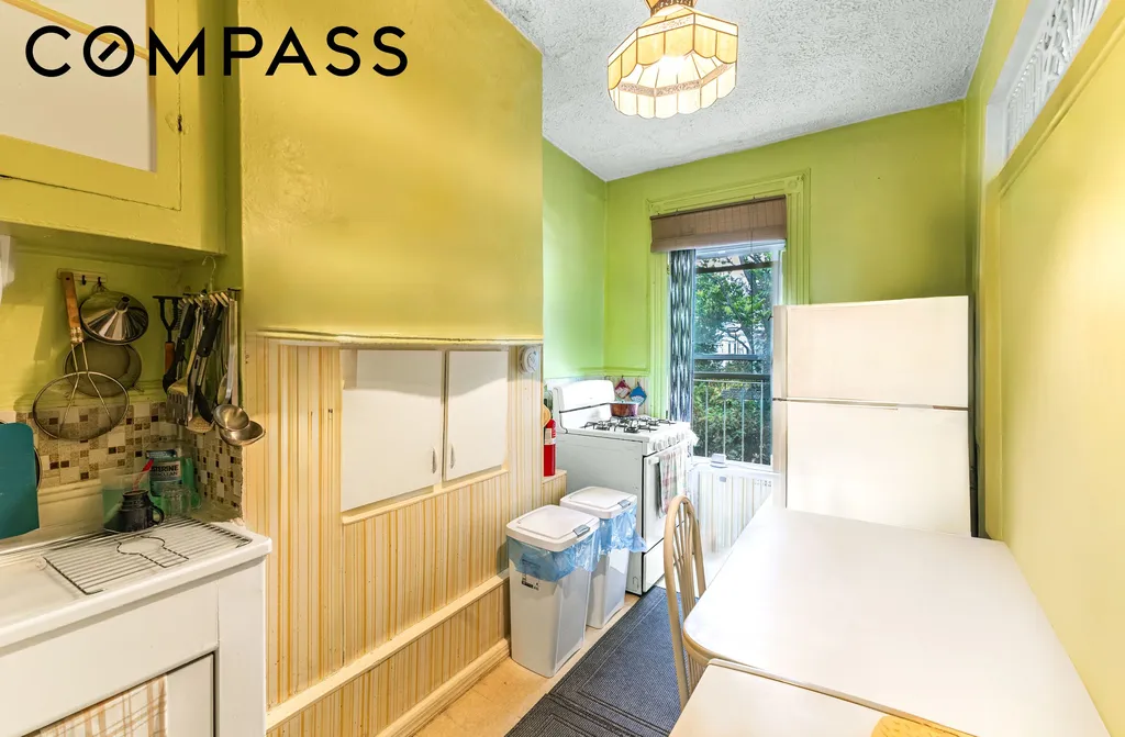 949 4th Avenue New York City NY 11232