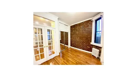 247 E 39th Street New York City NY 10016