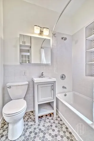 504 E 118th Street New York City NY 10035