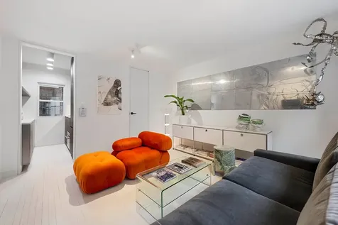 307 W 20th Street New York City NY 10011
