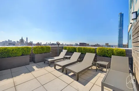 290 3rd Avenue New York City NY 10010