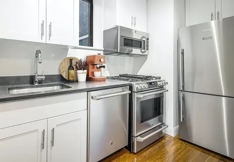 290 3rd Avenue New York City NY 10010