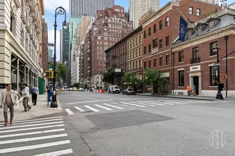 26 E 63rd Street New York City NY 10065-0298