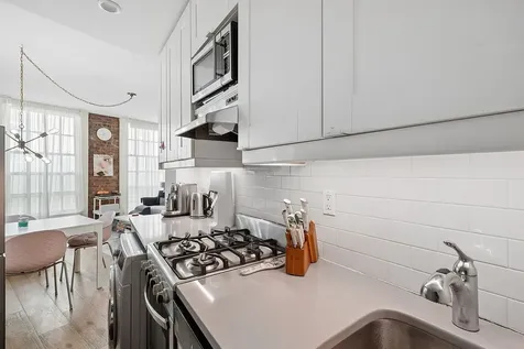516 E 78th Street New York City NY 10075