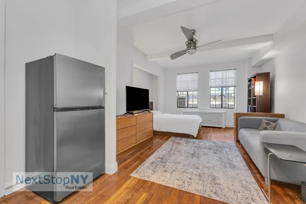 320 E 42nd Street New York City NY 10017