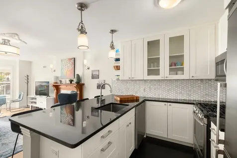 131 St Johns Place New York City NY 11215
