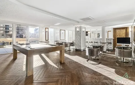 330 E 39th Street New York City NY 10016