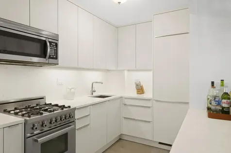 16 W 16th Street New York City NY 10011