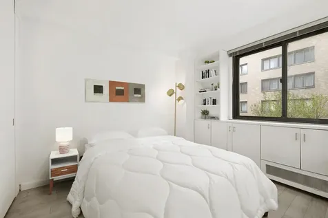 16 W 16th Street New York City NY 10011