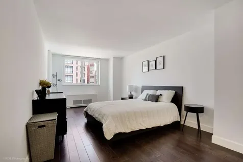 200 E 94th Street New York City NY 10128