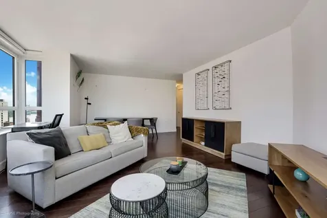 200 E 94th Street New York City NY 10128