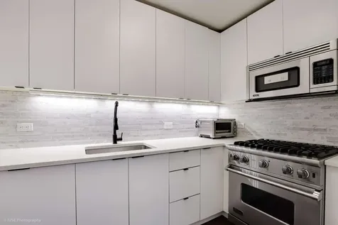 200 E 94th Street New York City NY 10128