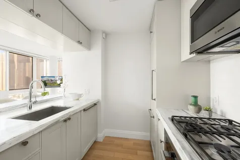 389 E 89th Street New York City NY 10128