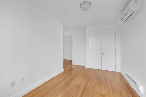 419 E 117th Street New York City NY 10035