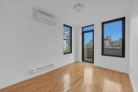 419 E 117th Street New York City NY 10035