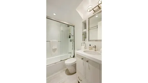 5 E 22nd Street New York City NY 10010