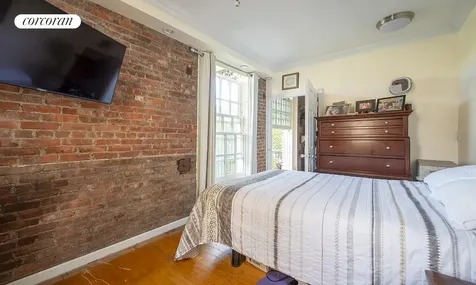 517 E 77th Street New York City NY 10021