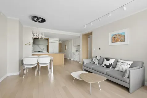 212 Warren Street New York City NY 10282