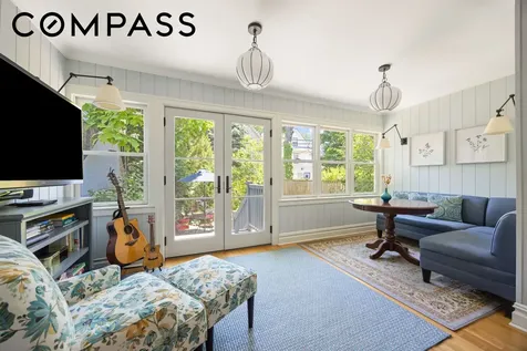 515 E 3rd Street New York City NY 11218