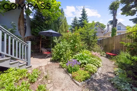 515 E 3rd Street New York City NY 11218
